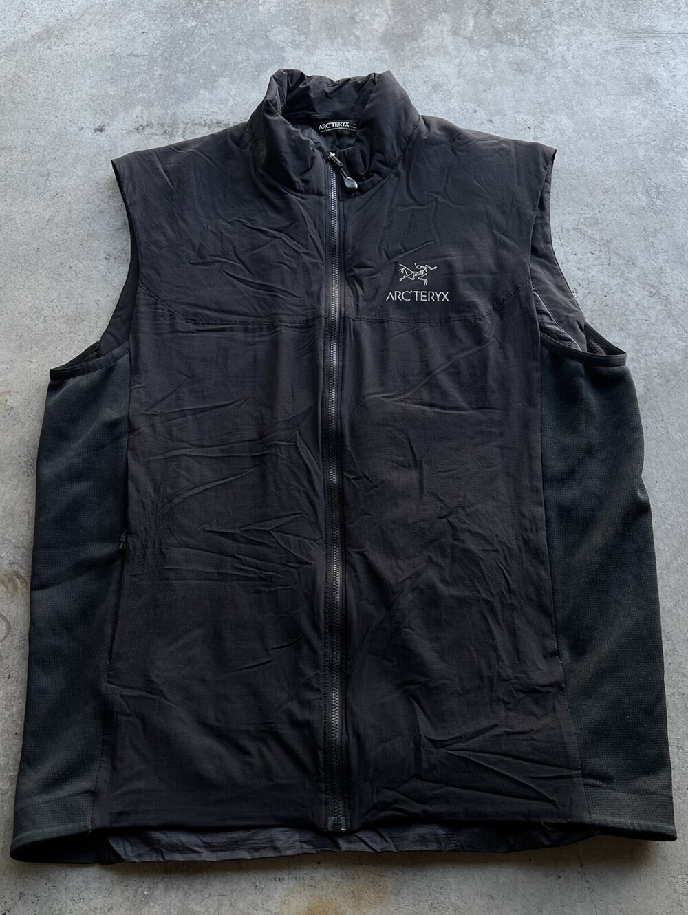 Arc'teryx Vest Jacket Men's L Black Atom Full Zip Light Insulated Warm VTG